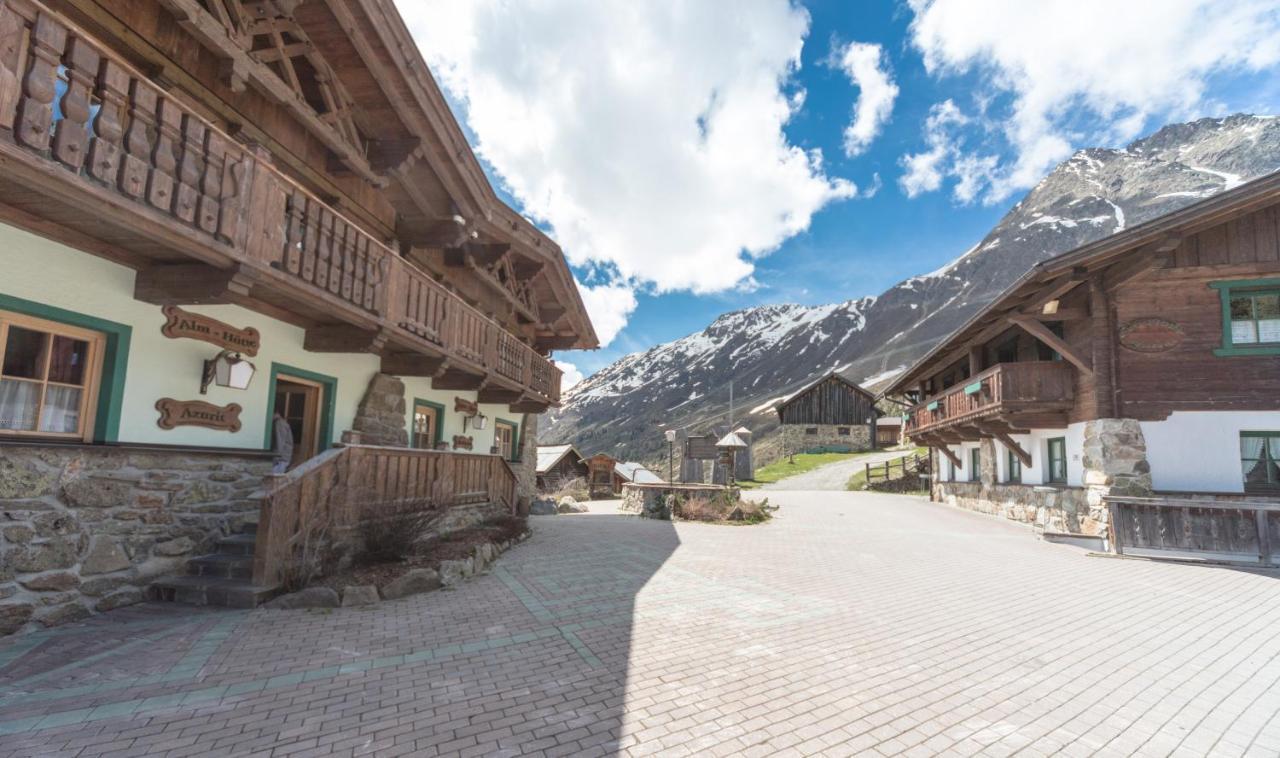 Hotel Silbertal - Almhuetten Sölden Exterior foto